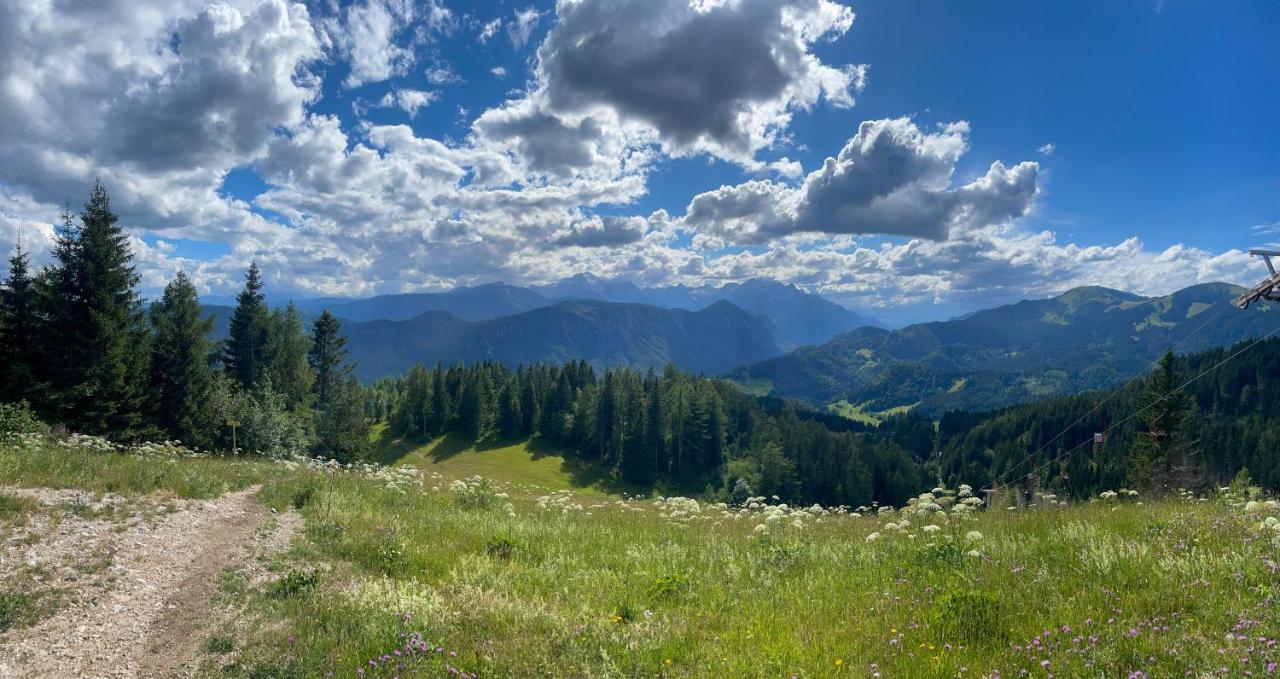 Dwarfs Cabin Overlooking Julian Alps Near Bled Jesenice Exterior foto